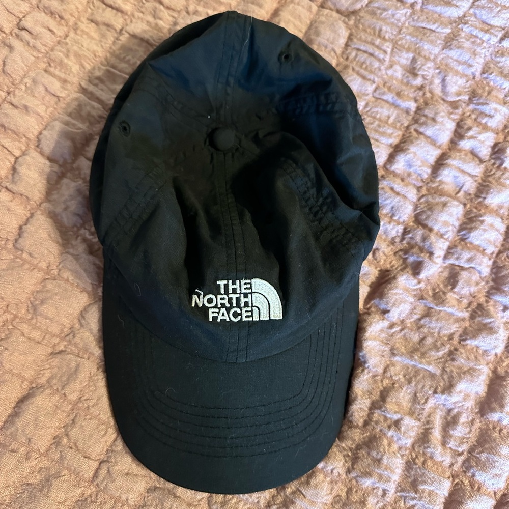 The North Face Black Cap